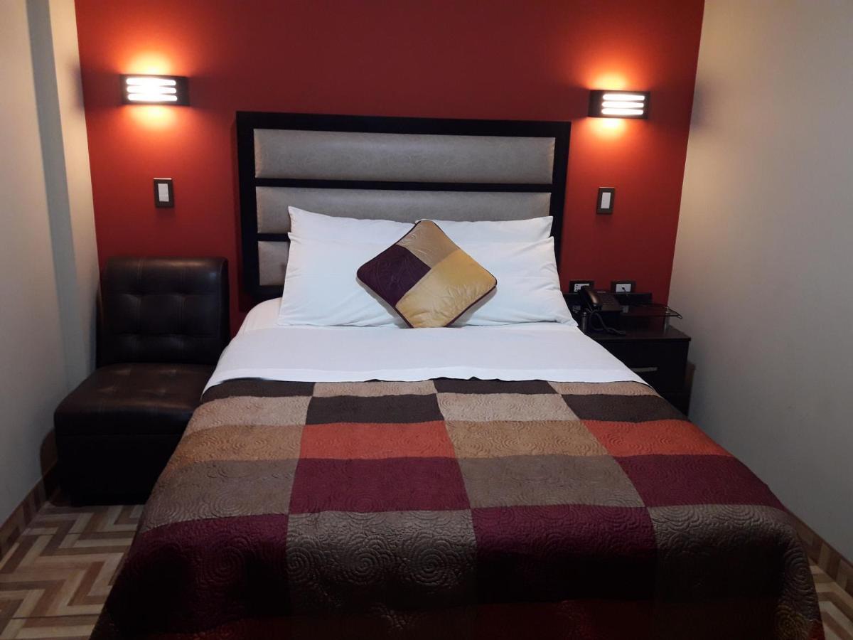Hotel Gavina 2*